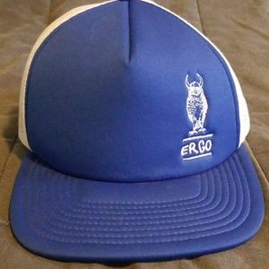 Ergo trucker hat
